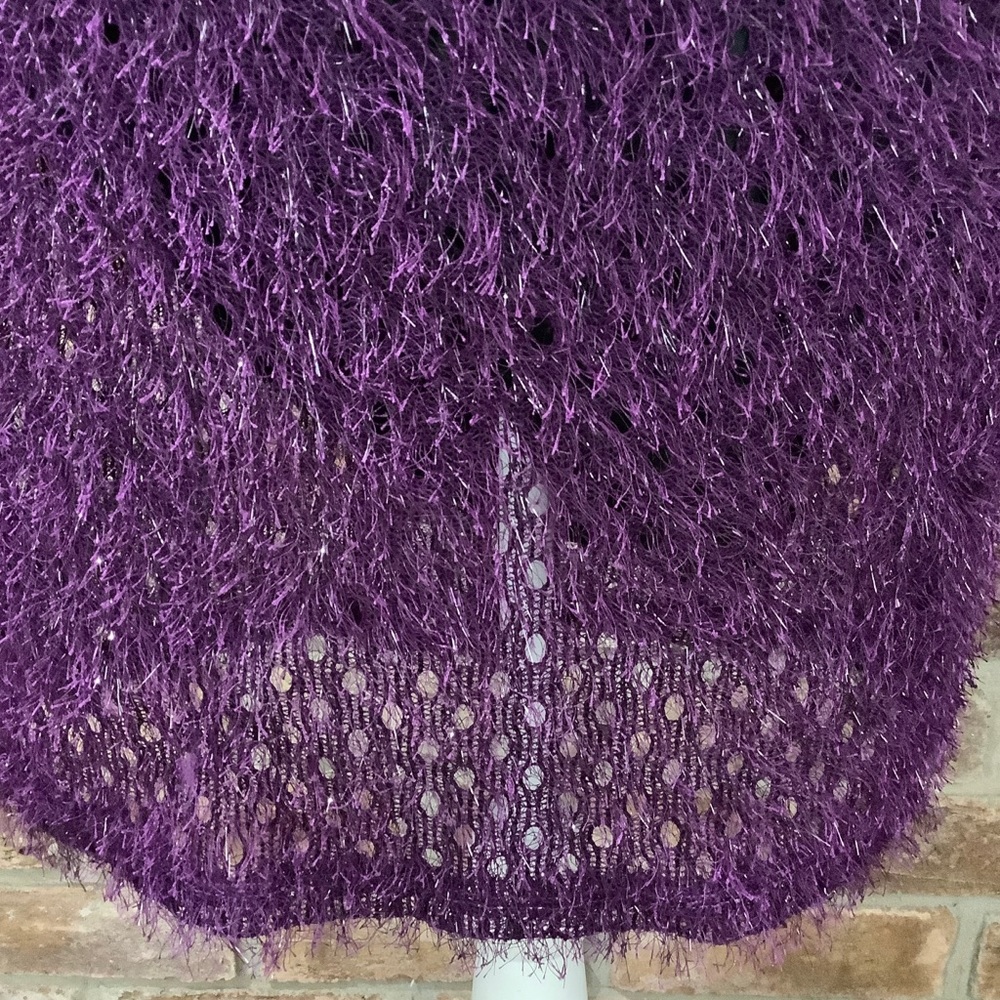 Badgley Mischka Faux-Feather Eyelet Cocktail Dress 30 - Picture 4 of 10